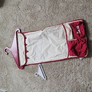 GUC American Girl hanging organizer